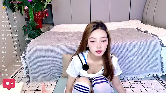 MMMxiXi6 online show from May 23, 12:20 pm