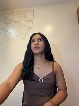 slutty aki online show from June 16, 5:37 pm