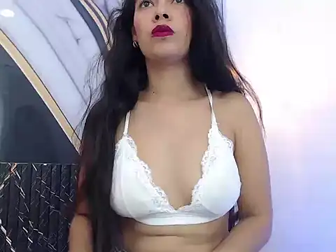 Snapshot of Vanessa_Lune chatting on April 24, 12:07 pm Vanessa Lune online show from April 24, 12:07 pm