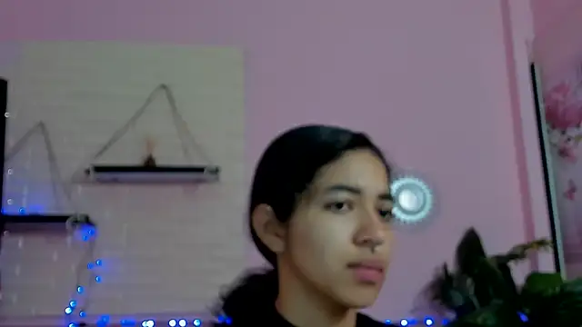 Snapshot of Aronandmoli69 chatting on June 14, 12:18 pm Aronandmoli69 online show from June 14, 12:18 pm