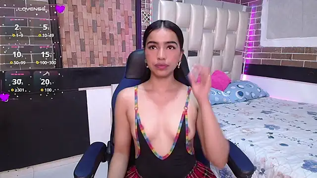 Snapshot of Miaa_ferrari1 chatting on July 9, 1:04 pm Miaa ferrari1 online show from July 9, 1:04 pm