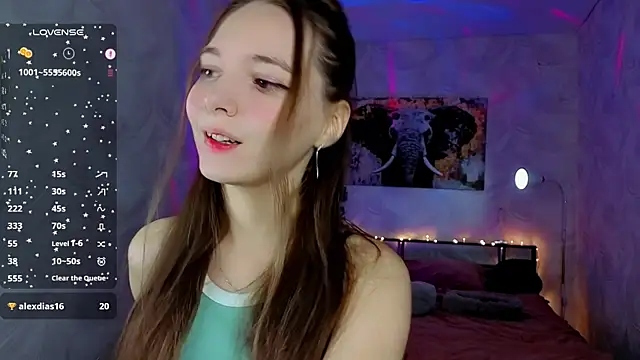 Snapshot of AuraLune__ chatting on July 22, 5:38 pm AuraLune online show from July 22, 5:38 pm