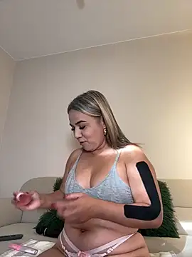 Camila Noer online show from May 16, 12:37 pm