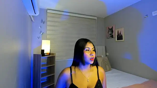Snapshot of noa_joness chatting on May 4, 8:27 pm noa joness online show from May 4, 8:27 pm