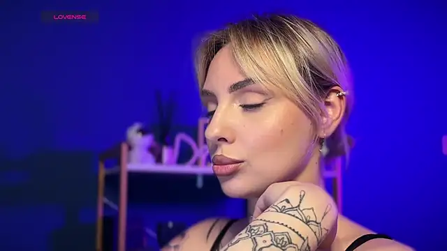 mari grey online show from May 22, 8:47 pm