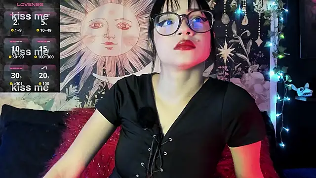 Snapshot of LaxiViolet chatting on July 31, 4:06 pm LaxiViolet online show from July 31, 4:06 pm