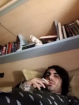 sangreal1996 online show from April 17, 8:45 pm