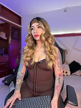 Snapshot of abbymodell1 chatting on May 9, 10:15 pm abbymodell1 online show from May 9, 10:15 pm