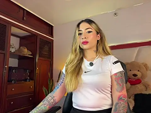 Snapshot of abbymodell1 chatting on May 16, 11:46 pm abbymodell1 online show from May 16, 11:46 pm