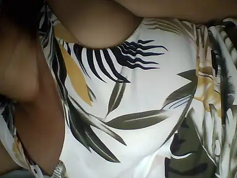 PinayAnne online show from May 28, 12:57 pm