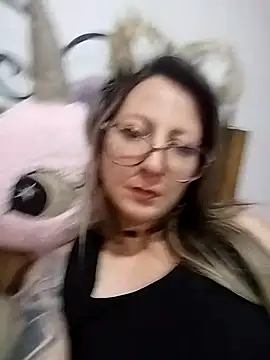 VALELUXX online show from May 7, 1:44 am