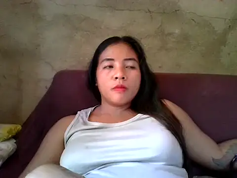 pinayysimple online show from May 20, 5:35 am