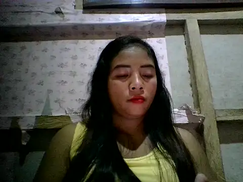 pinayysimple online show from May 23, 1:48 pm