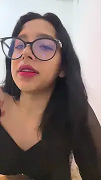 milakitti online show from August 1, 12:32 am
