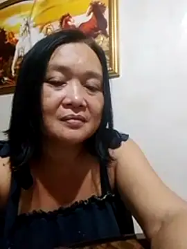 jeanyummytits online show from July 5, 10:44 am