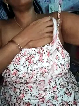 Snapshot of Mayuri-hot chatting on April 24, 4:31 pm Mayuri-hot online show from April 24, 4:31 pm