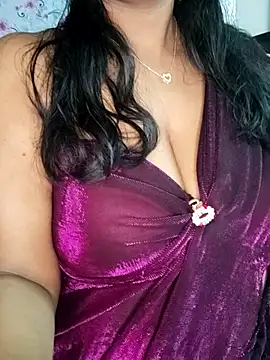 Snapshot of Mayuri-hot chatting on April 25, 6:05 am Mayuri-hot online show from April 25, 6:05 am