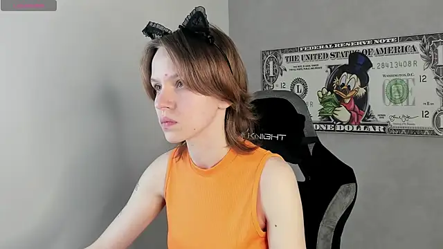 Milena Milyan online show from May 7, 1:11 am