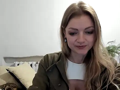 Snapshot of Severina7 chatting on April 30, 8:57 pm Severina7 online show from April 30, 8:57 pm