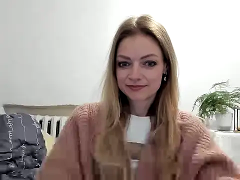 Snapshot of Severina7 chatting on May 1, 8:02 pm Severina7 online show from May 1, 8:02 pm
