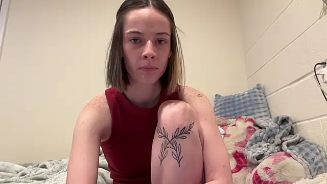 Faithluvv07 online show from April 13, 11:32 pm