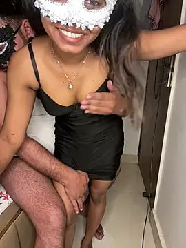 Too yum girl online show from July 7, 2:54 pm