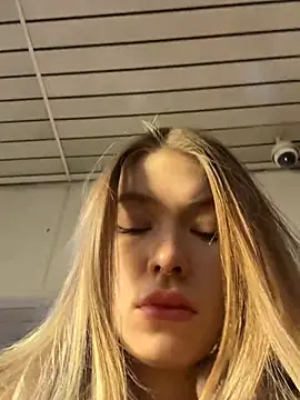 Risky Mia69 online show from April 15, 4:58 pm