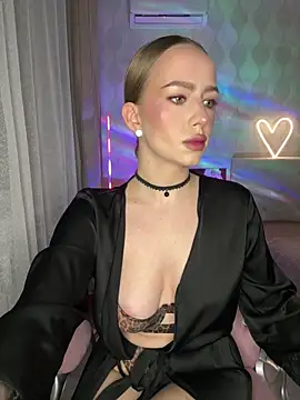 AlisaPearl online show from May 20, 7:20 pm