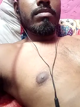 Lover boy365 online show from June 4, 8:15 pm