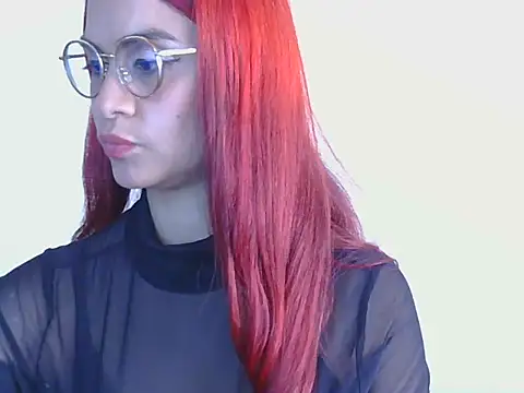Snapshot of tinny_emiily chatting on April 24, 3:58 pm tinny emiily online show from April 24, 3:58 pm