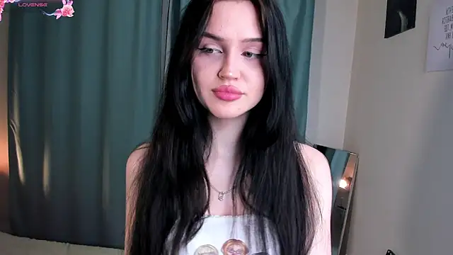 VeeSweetss online show from May 2, 7:41 pm