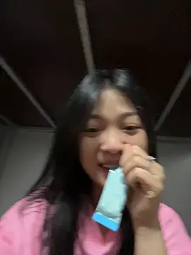 Snapshot of Cherry_029 chatting on April 14, 1:33 am Cherry 029 online show from April 14, 1:33 am