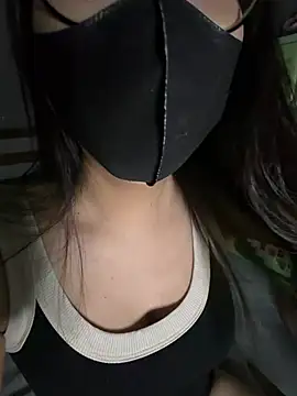 Snapshot of ZzyzyZ-009 chatting on June 1, 4:52 pm ZzyzyZ-009 online show from June 1, 4:52 pm