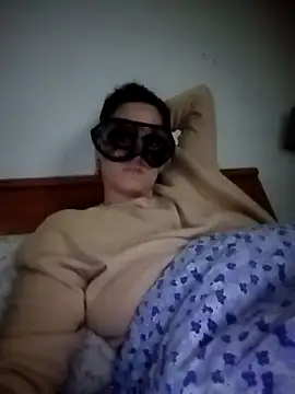 Jessica4398 online show from April 20, 9:38 pm