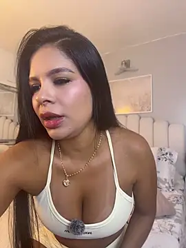 Elara Luxe online show from May 28, 11:13 pm