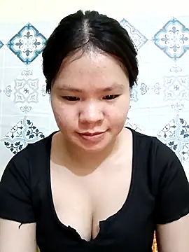 Seraphinahh online show from May 7, 4:23 pm