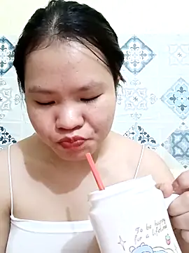 Seraphinahh online show from May 9, 7:19 pm