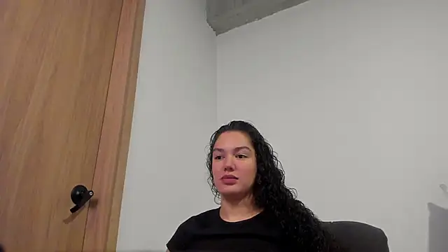 MiaRouseex online show from May 16, 9:13 pm
