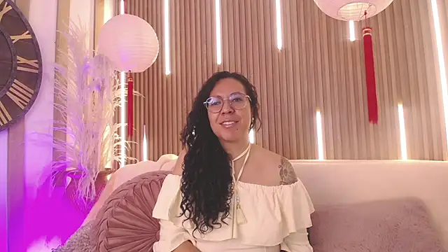 Velvet Curly online show from May 14, 12:23 pm