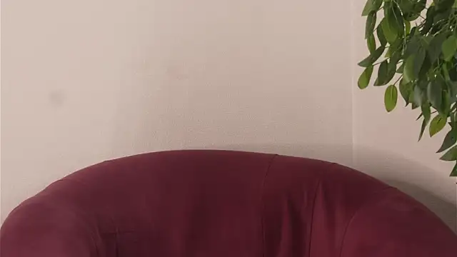 BlytheMoret online show from April 18, 7:07 pm