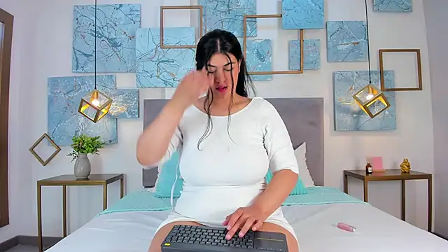 alexia summer online show from May 7, 1:16 pm