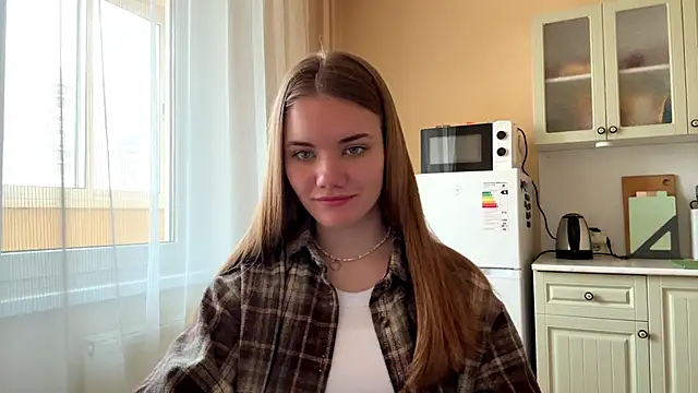 Snapshot of doana_bebriti chatting on May 4, 11:17 am doana bebriti online show from May 4, 11:17 am