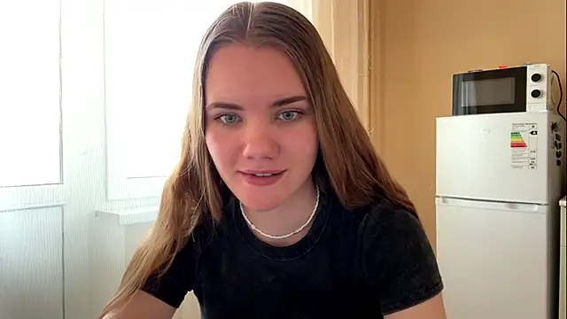 Snapshot of doana_bebriti chatting on May 18, 12:22 pm doana bebriti online show from May 18, 12:22 pm