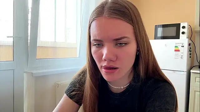 Snapshot of doana_bebriti chatting on May 21, 12:23 pm doana bebriti online show from May 21, 12:23 pm