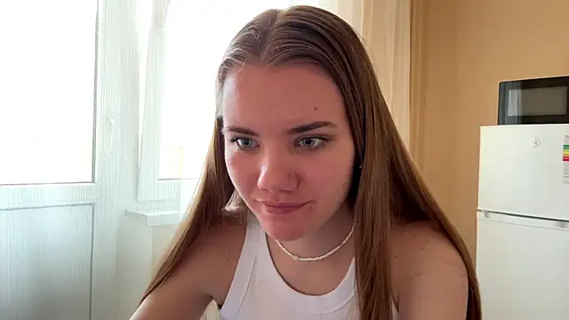 Snapshot of doana_bebriti chatting on May 28, 11:40 am doana bebriti online show from May 28, 11:40 am