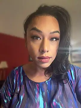 Snapshot of sasa_angel chatting on April 15, 12:17 am sasa angel online show from April 15, 12:17 am