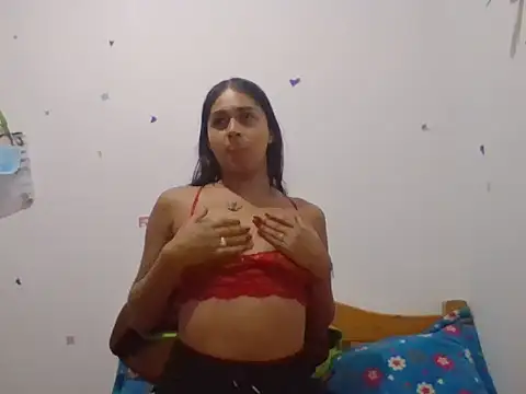 Snapshot of magic_trans_girl chatting on April 13, 10:48 pm magic trans girl online show from April 13, 10:48 pm