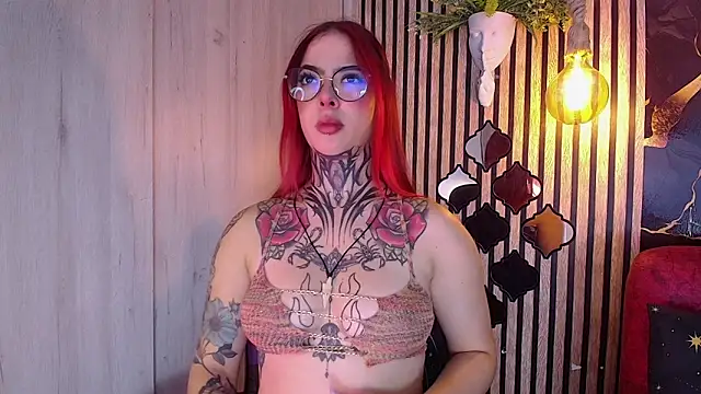Atenea Red online show from May 14, 10:05 pm