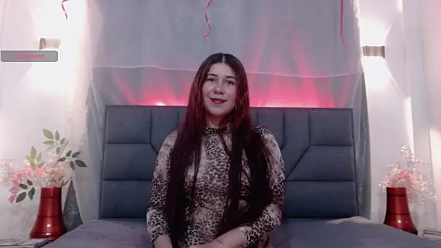Snapshot of Inari_Joness chatting on June 10, 7:13 pm Inari Joness online show from June 10, 7:13 pm