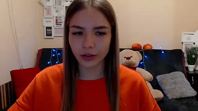 Snapshot of KaiTrum chatting on April 21, 9:17 pm KaiTrum online show from April 21, 9:17 pm